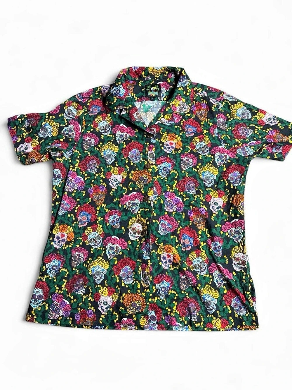 Benny’s Sugar Skull Hawaiian Shirt Men’s S Day of the Dead Floral Calavera